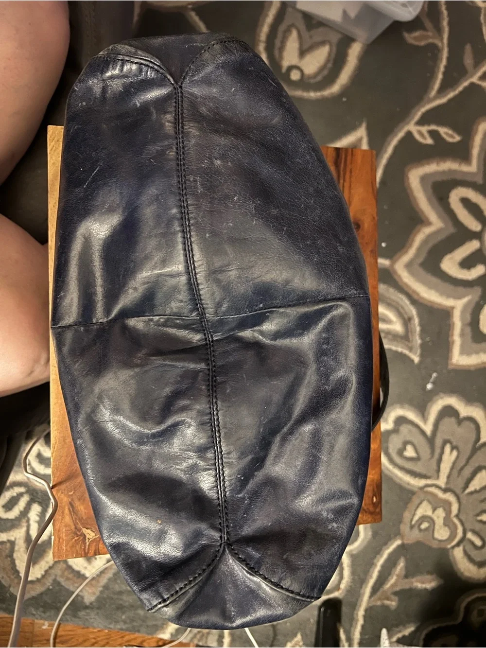 HOBO Navy Blue Leather Shoulder Bag Large 15x12 Gold Hardware - Picture 8 of 11